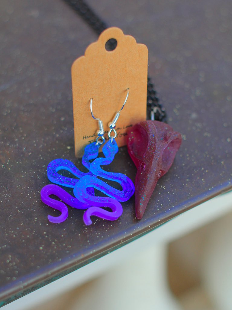 owlsofia2's tweet image. Время нового закрепа!
Привет, я Фила, плету ловцы снов, делаю разные штуки и рисую🌻
В основном обитаю в инсте своего магазинчика, там можно найти много интересного: instagram.com/craftdreams_?i…

Паблик: vk.com/club_owl_filar 

Добро пожаловать!