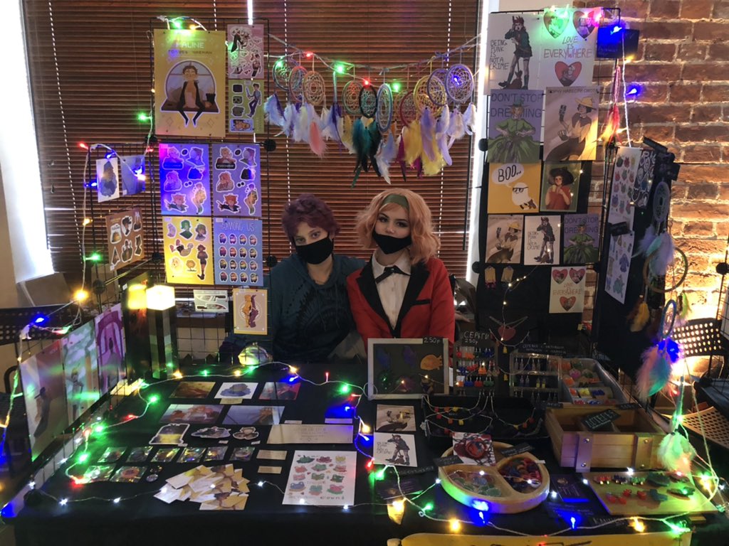 owlsofia2's tweet image. Время нового закрепа!
Привет, я Фила, плету ловцы снов, делаю разные штуки и рисую🌻
В основном обитаю в инсте своего магазинчика, там можно найти много интересного: instagram.com/craftdreams_?i…

Паблик: vk.com/club_owl_filar 

Добро пожаловать!