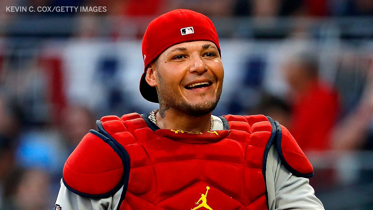 SportsCenter's tweet photo. YADI 2K ‼️

Yadier Molina is the only catcher in MLB history to catch 2,000 games exclusively with one team. Incredible milestone 👏 https://t.co/zDSgEPDgFZ