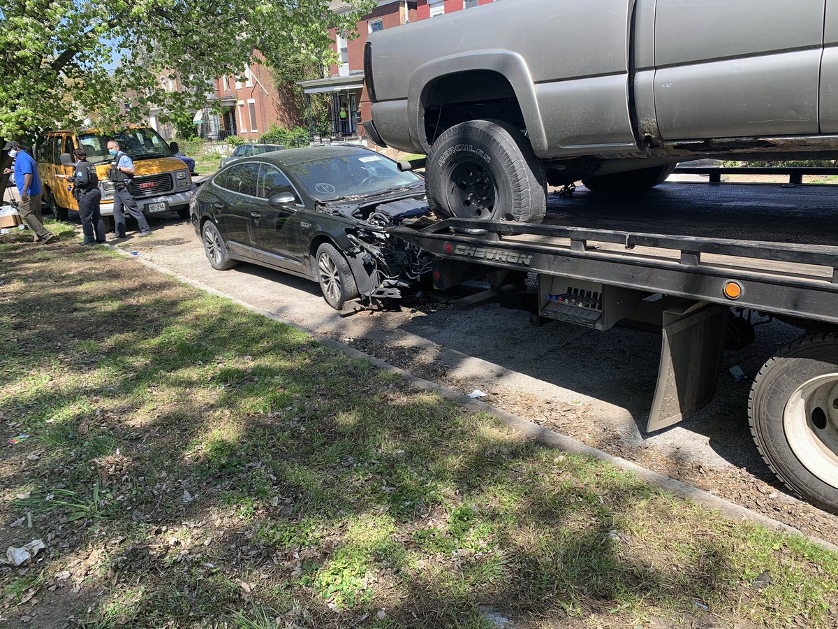 Your <a href="/STLFireDept/">St. Louis Fire Dept</a> and <a href="/SLMPD/">St. Louis Metropolitan Police</a> were on hand canvassing the 4700 block of McMillan and the 4700 block of Vernon. Along with multiple <a href="/STLCityGov/">City of St. Louis</a> agencies. Forestry, towing, and building divisions were all on hand, cleaning, towing and offering services.