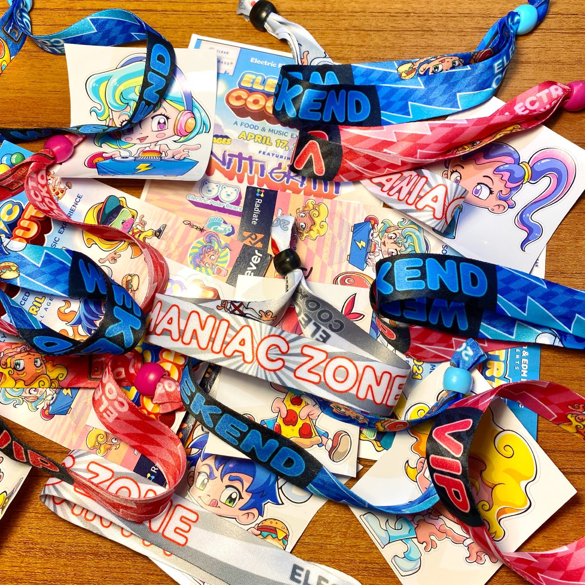 EDMDriveIn's tweet photo. First Fest Bands of the year?!?!
@ElectricCookOut we are 3 days away! 🤠⚡️🔊 Also got some stickers! Who wants one???🙏🏻🎉🍔🌭
Limited tickets remain at
https://t.co/jTRnDDYZpr
#CookOutCrew https://t.co/Fei758FGDY