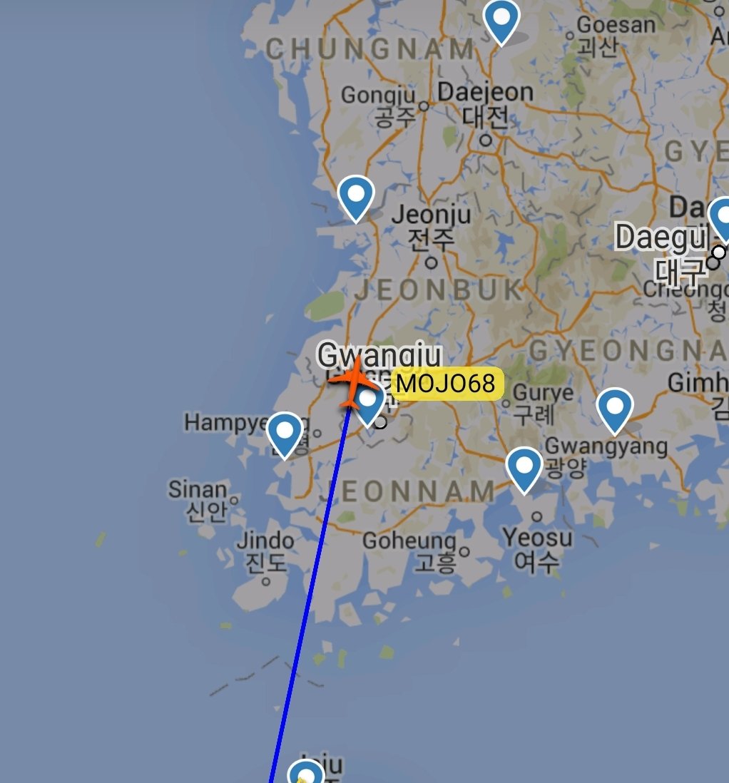 is_keelu's tweet photo. #USAF
Beech C-12D Huron
#China ➡️ #SouthKorea
#MOJO68 83-0498 #AE08EF https://t.co/8qz72KBT7v