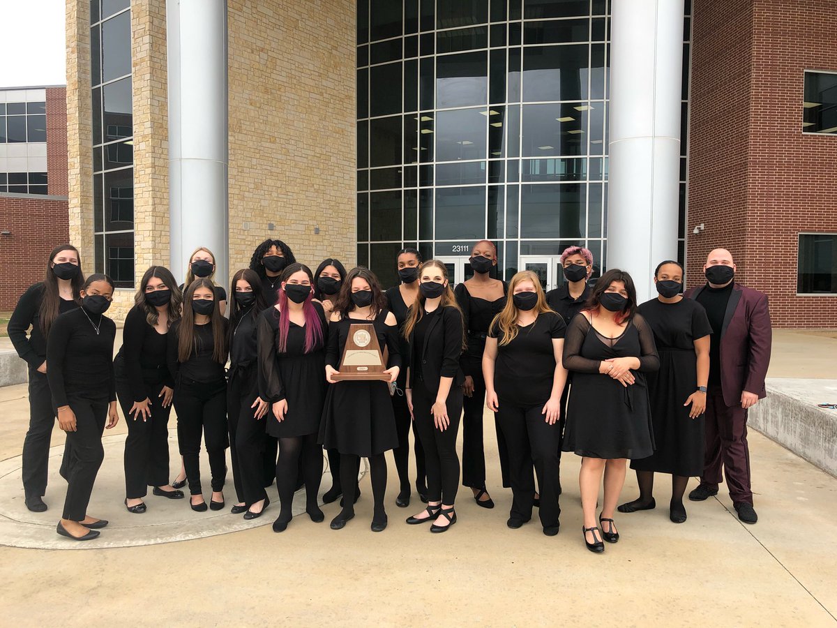 So incredibly proud of Cantiamo on their clean sweepstakes at UIL Concert & Sightreading contest today! Left it all on the stage and performed like all stars! Congratulations! #OnesAcrossTheBoard #Choir #TexasUIL #FineArts #TexasChoirs