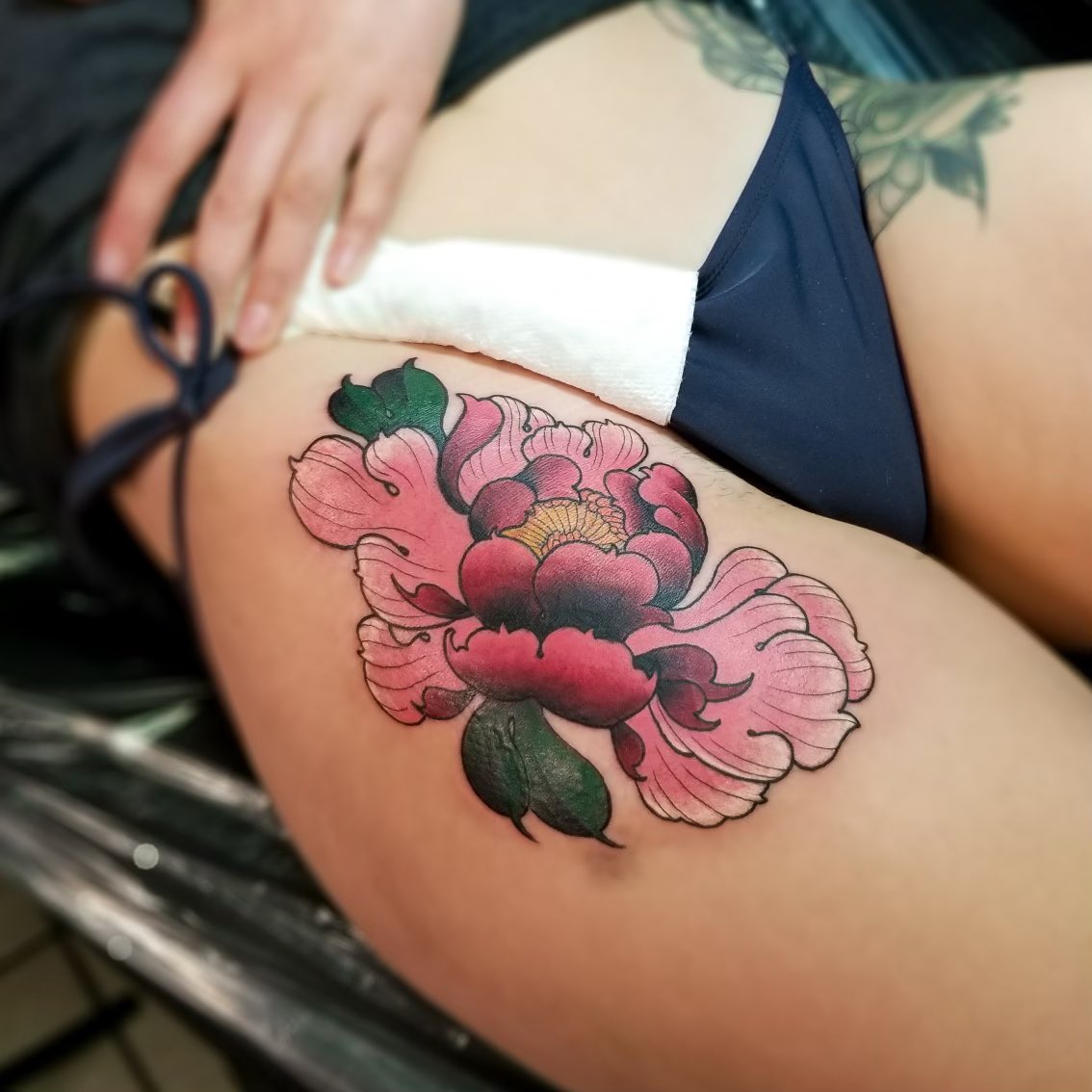 blasted_tattoos's tweet photo. We’re a new shop in the DFW 🌃 We do tattoos and piercings and specialize on custom work! Come check us out soon😁💸 107 N Main St. Mansfield, Tx https://t.co/rSLmLNjYMc