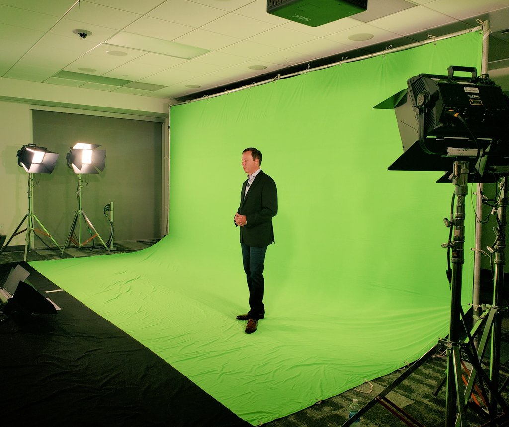 #LenovoKickoff is underway here in North America! Excited to join our <a href="/Lenovo/">Lenovo</a> teams LIVE from Raleigh to discuss our <a href="/Lenovodc/">Lenovo Data Center</a> vision &amp; strategy for the new fiscal year! #WeAreLenovo