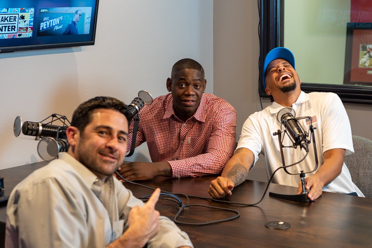 PowerHour995's tweet image. Wednesday’s = The ‘Power Hours’ Show!! 
Listen Today!! 1-3pm on ESPN99.5

Hosted by: @APReal_Estate, @RonnieBrewerJr &amp;amp; @PrinceSpearmon 

Sponsored by: @grubs_dickson, @thegentsplace, @GusanosFay, @drinktohi &amp;amp; @simba7media