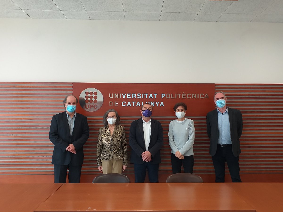 CSM9B's tweet photo. Avui ens fa feliços anunciar que hem signat un conveni de col·laboració amb la @la_UPC per aplicar metodologies d'intel·ligència artificial que ajudin a millorar la salut mental de la població de  #Noubarris @Bcn_NouBarris #compromesosamblasalutmental #innovació #recerca https://t.co/gUQ1hXfoNO