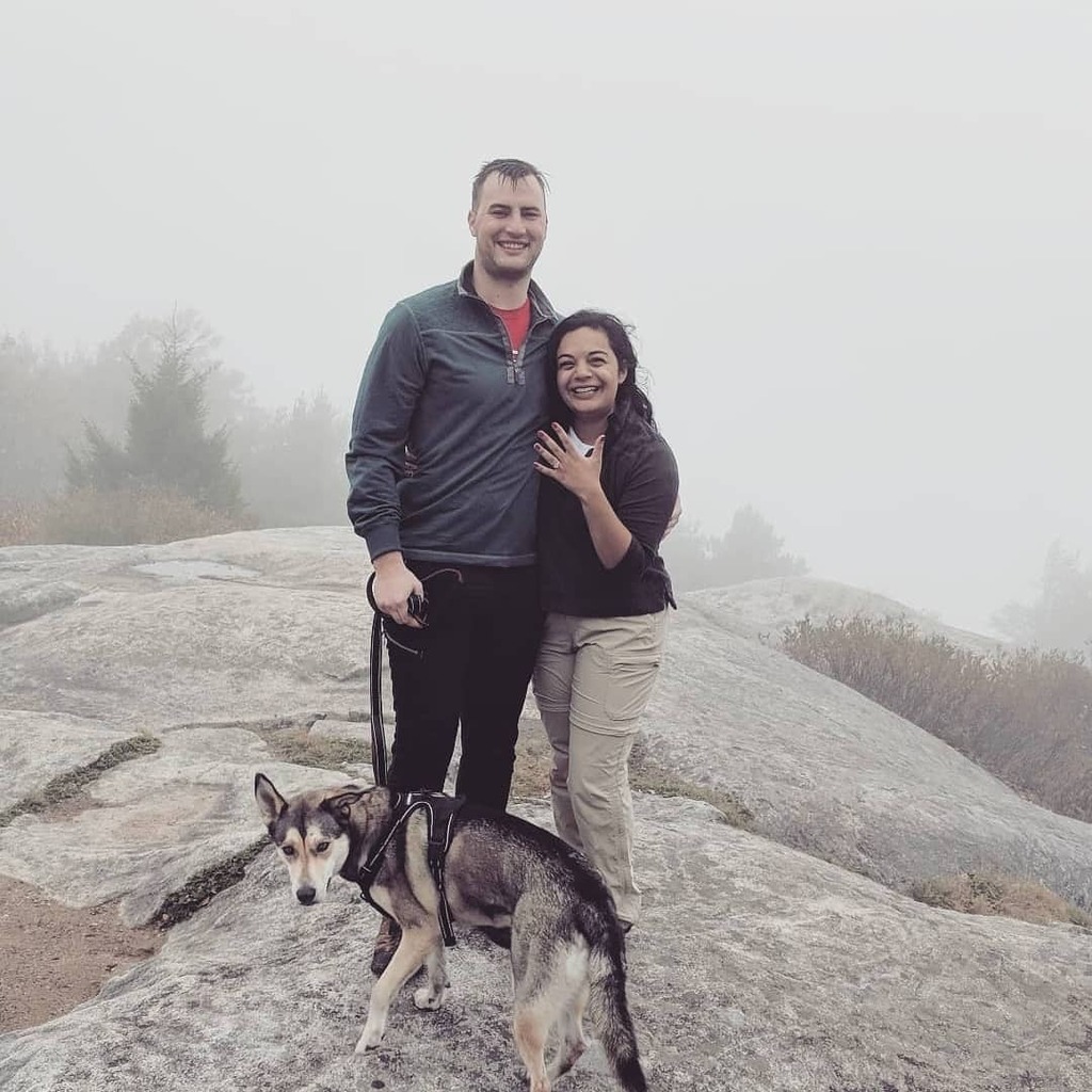 NobelYatesRing's tweet photo. A lovely family with this cute puppy🐶 cheering for the big moment.

🥰Feel free to share your beautiful moments
#nyfinejewelry 🥰

Link in bio to get one for your to-be wifey.
👉@nyfinejewelry 
.
.

#nyfinejewelry#couple #gettinghitched #engagementrin… https://t.co/hKEpmOf8bj https://t.co/4uEscXCV18