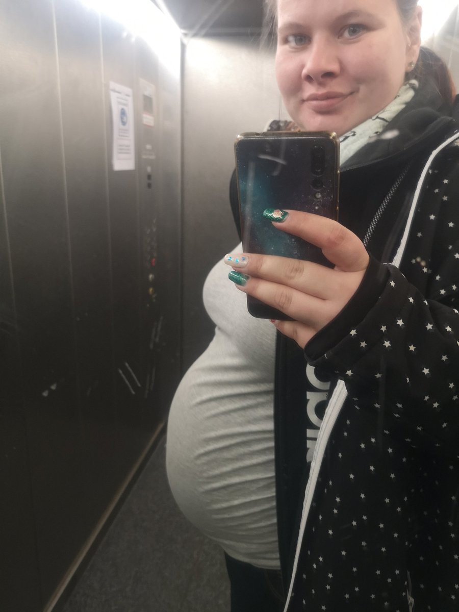 NichtOhneLiebe's tweet photo. Hallo 28. SSW 💞
#nüsschen #regenbogenbaby2021 #vorfreude #ssw28 #babyboy #kleinerBruder https://t.co/TO67pPKosI