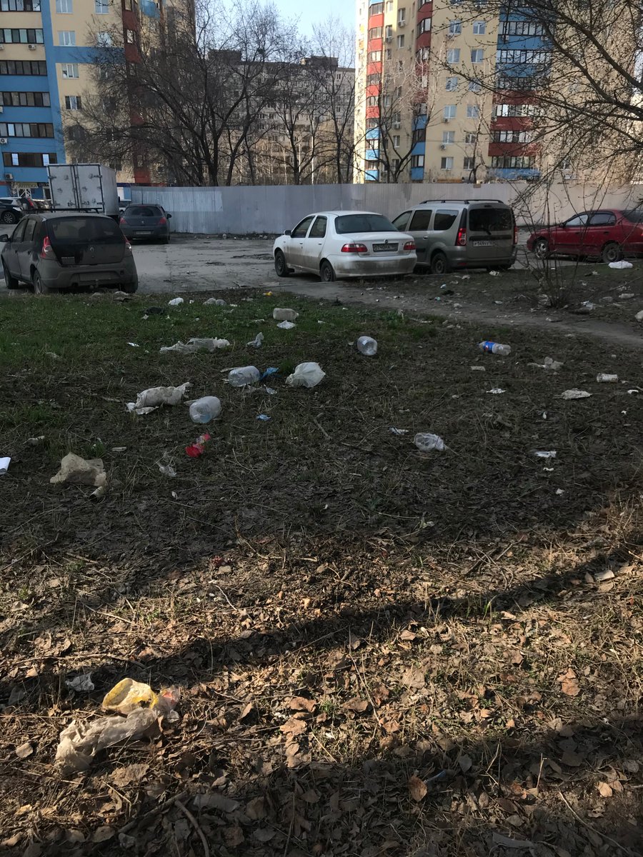 lyalexandrova's tweet photo. Пришла к 
@VoropaevSamara в приемные часы, а в ответ"его нет и не будет"(с).Пока шла сделала пару кадров нашего "красивого" округа https://t.co/tFi3Ktd7gY