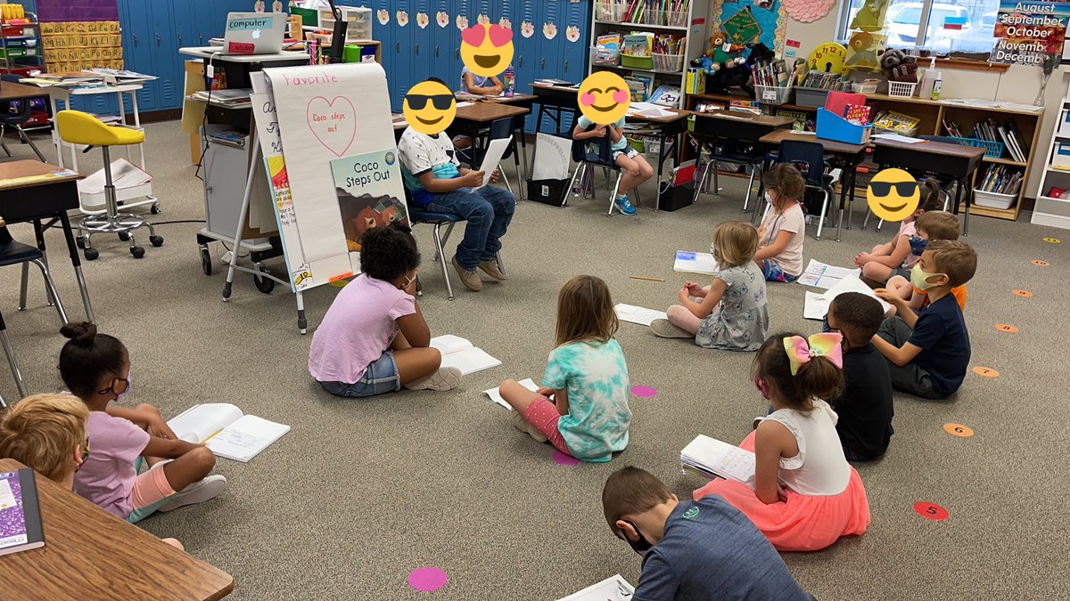 reginanicole22's tweet photo. Kinder students Presenting their Persuasive writing to the class and celebrating this great accomplishment🥳 https://t.co/SgR1ltNBGE