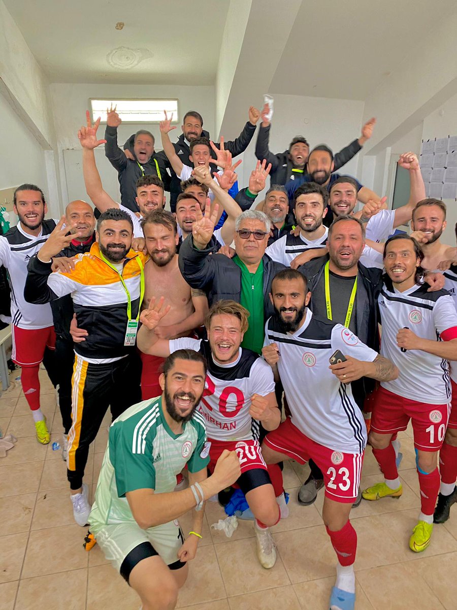 ALTIN DEĞERİNDE 3 PUAN BİZİM

Karbel Karaköprü Belediyespor'umuz Misli.com 3. Ligde 30. Hafta maçında deplasmanda Kırıkkale Büyük Anadoluspor'u 3-0 mağlup ederek altın değerinde 3 puanın sahibi oldu.

Goller: 3. ve 63. Dk. Umut Pusat, 45. Dk. Mert Efe Çölbeyi