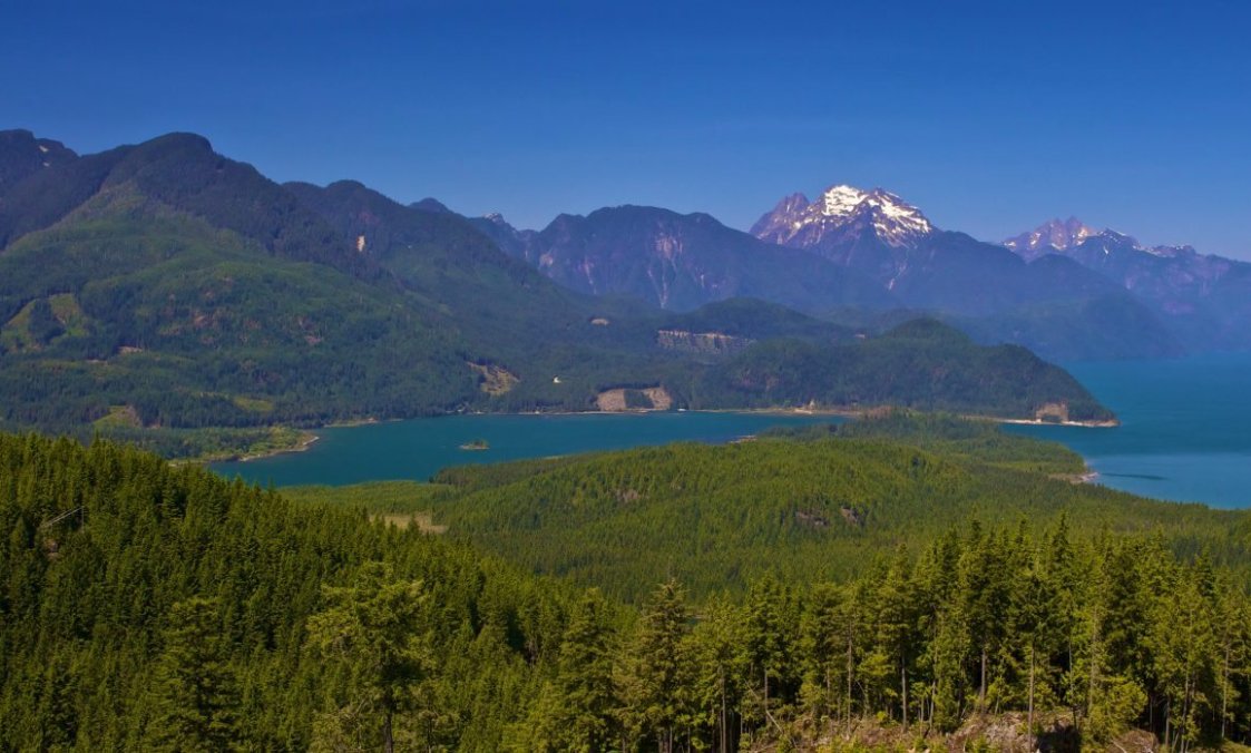 As nicer weather draws more people outside, many local outdoor destinations are starting to feel the pressure of sunny weather crowds bit.ly/3ac6DtX