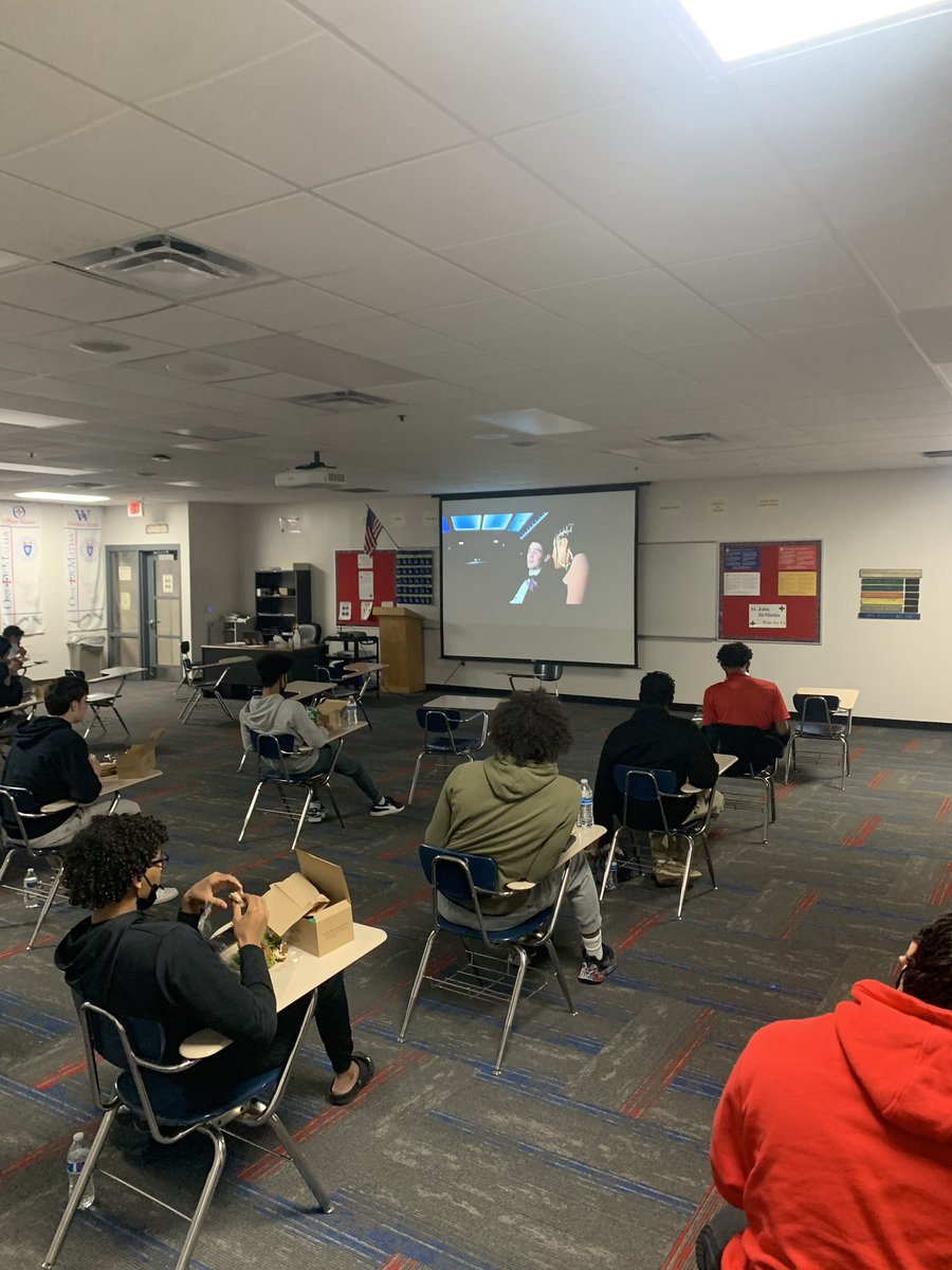 Here are a few more pictures from the Junior Retreat today. This class is watching the film version of “The Hate U Give” by Angie Thomas (directed by George Tillman Jr.). https://t.co/n2qHuHQt1E