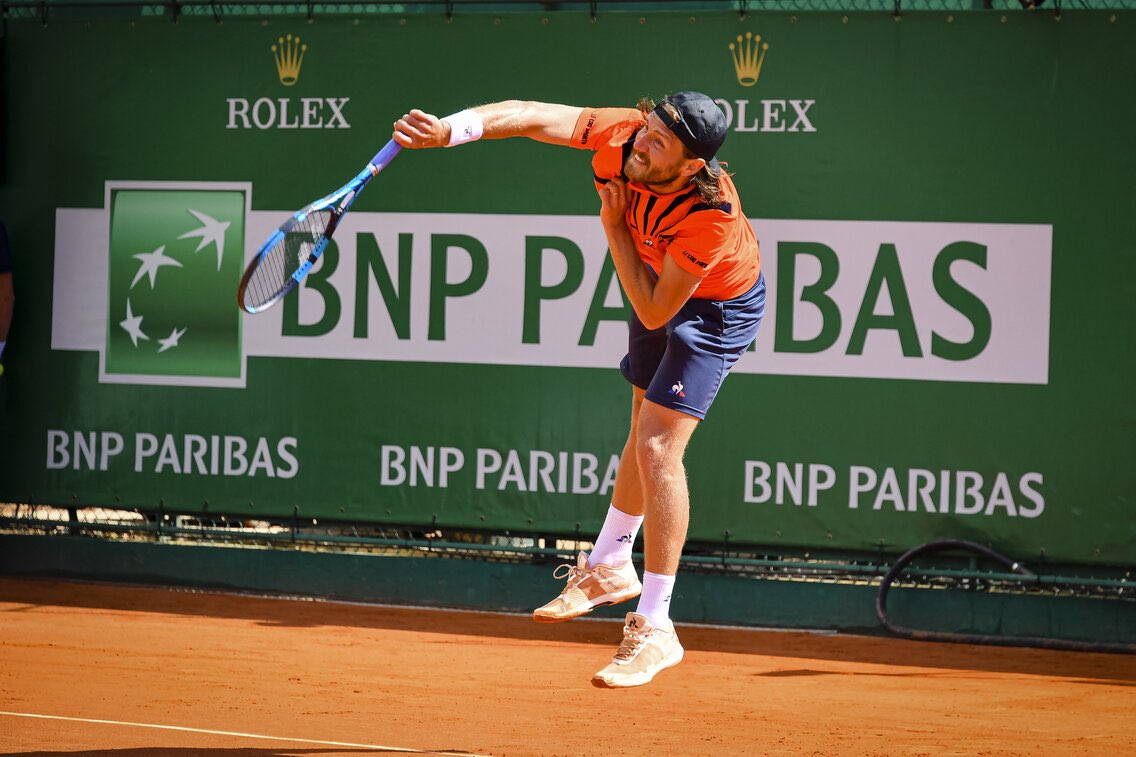 la_pouille's tweet photo. L’aventure continue ! 😁👊🏻 @ROLEXMCMASTERS ✔️✔️ 

( 📸 : Sébastien Darrasse / @corinnedubreuil : @atptour ) https://t.co/W3uCVrRx2C