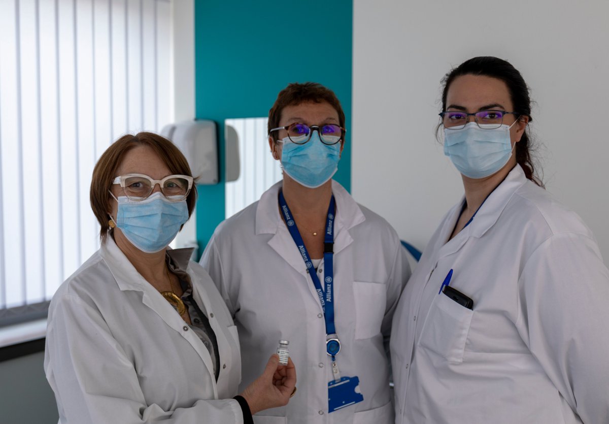 FabienWathle's tweet photo. Début de la campagne de vaccination @allianzfrance !

Les premiers collaborateurs @allianzfrance volontaires et éligibles ont pu se faire vacciner au travail contre la #COVID19💉

La généralisation de la vaccination, c'est l'espoir de sortir de l'état d'urgence sanitaire https://t.co/jSGvlkDwPO