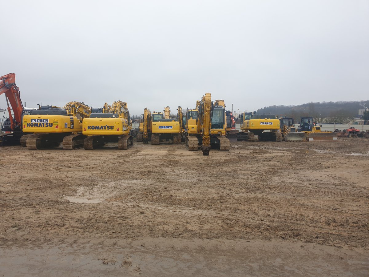 Notre matériel n'attend que vos chantiers 😉 
Pour des renseignements, conseils ou devis gratuits, contactez-nous 📧☎

#ParcMachine #Matériel #Location #Disponibilité #Chantier #TP #BTP #Etampes