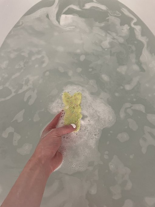 After walking the Vegas strip all day I closed out the night with meeting a pair of amazing and beautiful<a href="/tag/schoolgirl"class="tags"><span>#schoolgirl</span></a><a href="/tag/naughty"class="tags"><span>#naughty</span></a>