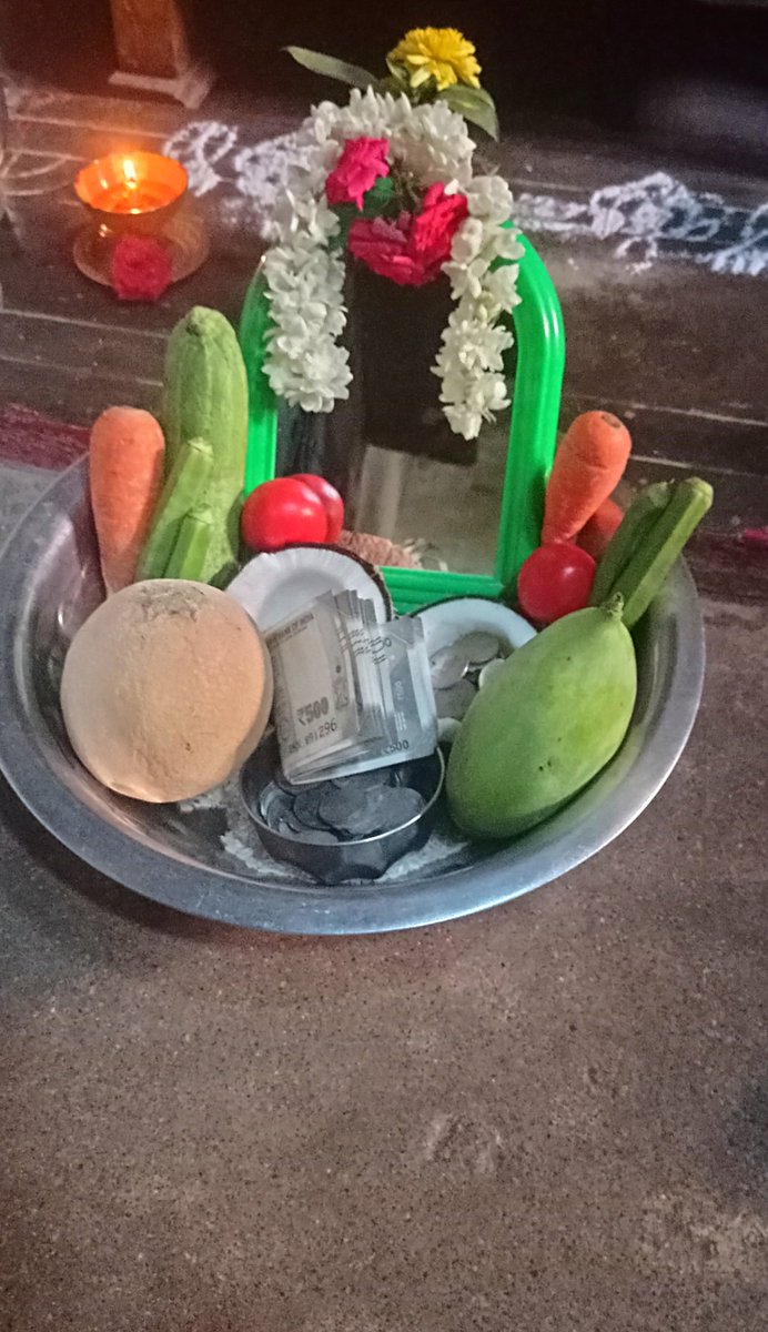 Come lets eat virtually 🤗 #homemade #food #Vishu2021 #vishukani @SriRamya21 @RajeAiyer @suj140675 @Anti__Congress @sometimes_me10 @tweets_tinku Happy new year