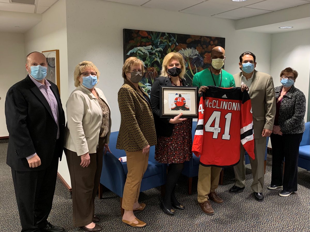 Wayne McClinonn, Distribution Manager, was honored by the <a href="/NJDevils/">New Jersey Devils</a> during #Healthcare# Heroes Night recognizing  #healthcare workers during #COVID-19. Goalie Scott Wedgewood wore a jersey with Wayne’s name during pre-game warmups.
#RWJUHHamiltonStrong #HopeIsInHamilton