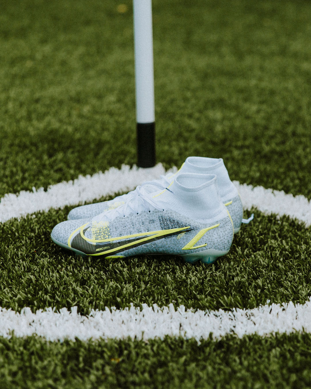 Pro:Direct Soccer on Twitter: "Superfly goes Safari ✨ Swipe see the latest Nike Mercurial Superfly VIII 'Safari' on pitch 🔍 Available at Pro:Direct Soccer 📲 Shop here 🛒 https://t.co/1mwt4NjPBa /