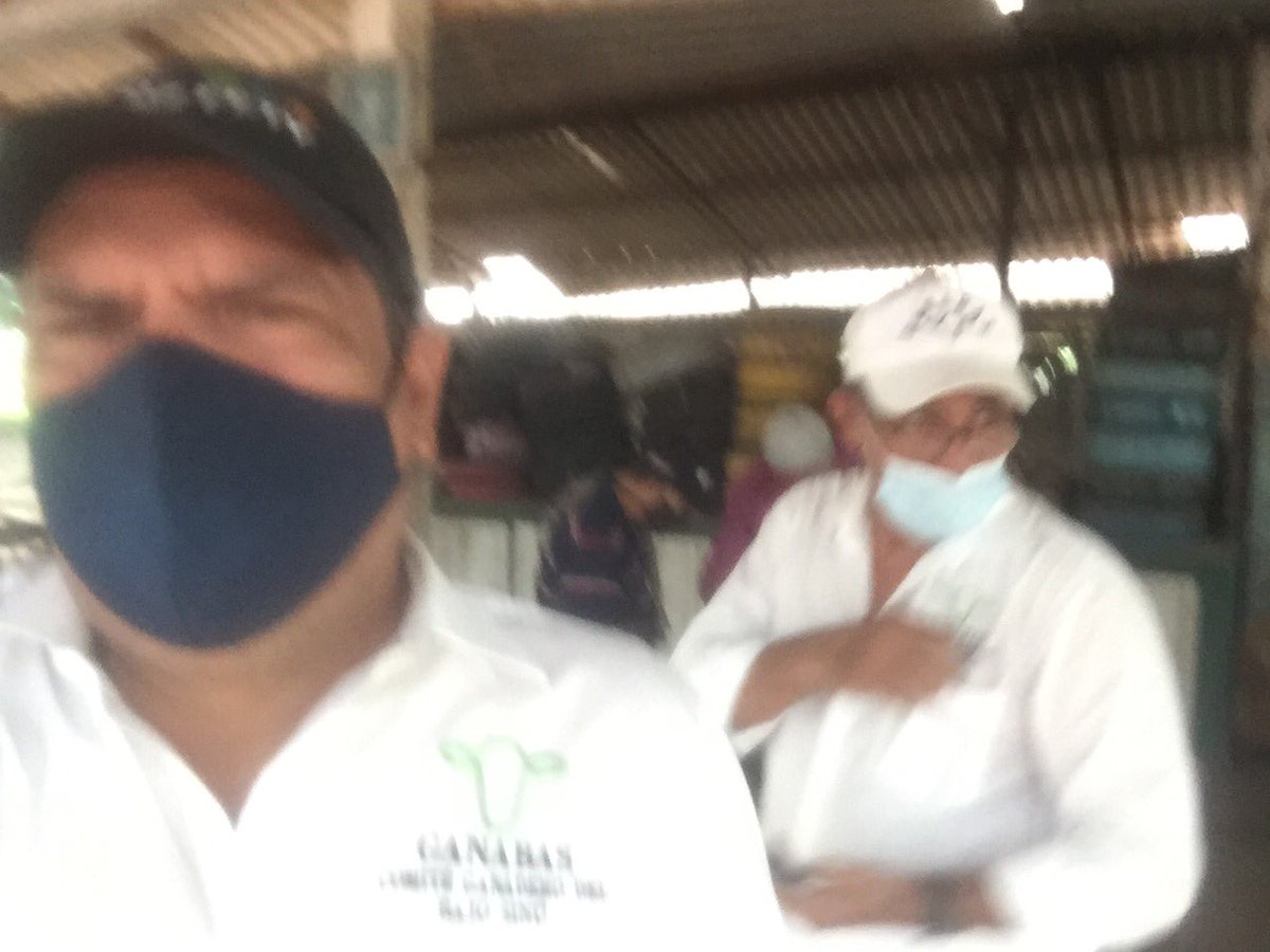 AyazoOmer's tweet image. Silo. Apoyo a los pequeños ganaderos del Bajo Sinú. Ganabas comprometido con el campo. Ministerio de Agricultura. Alcaldía de Lorica @GANABAS2 @AlcaldiaLorica @MinAgricultura