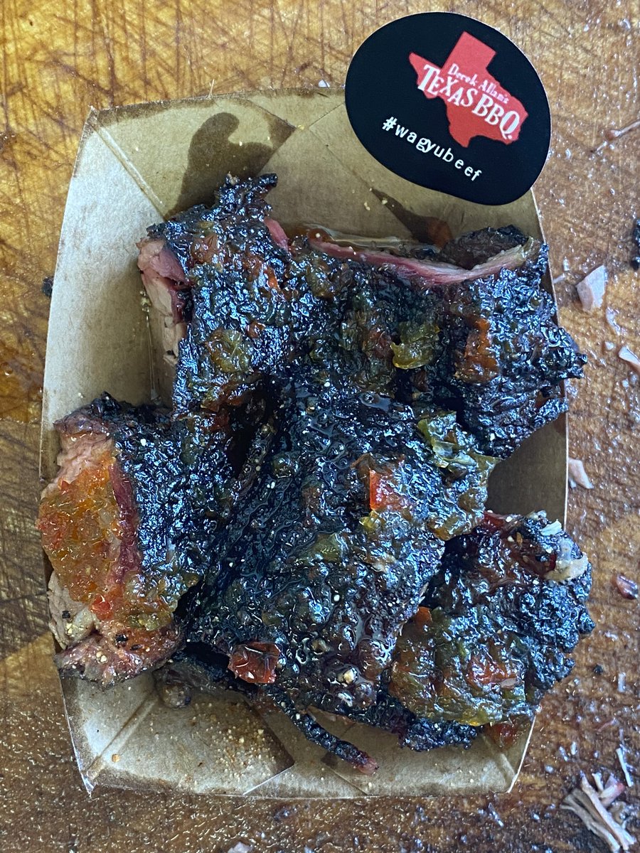 derekallansbbq's tweet photo. That jalapeΓ±o jam though π
.
#derekallansbbq #wagyubeef #burntends #burntend #wagyu #beefporn #bbqporn #dfwfoodie #dallasbbq #fortworthfood https://t.co/0CYLSgLSPP