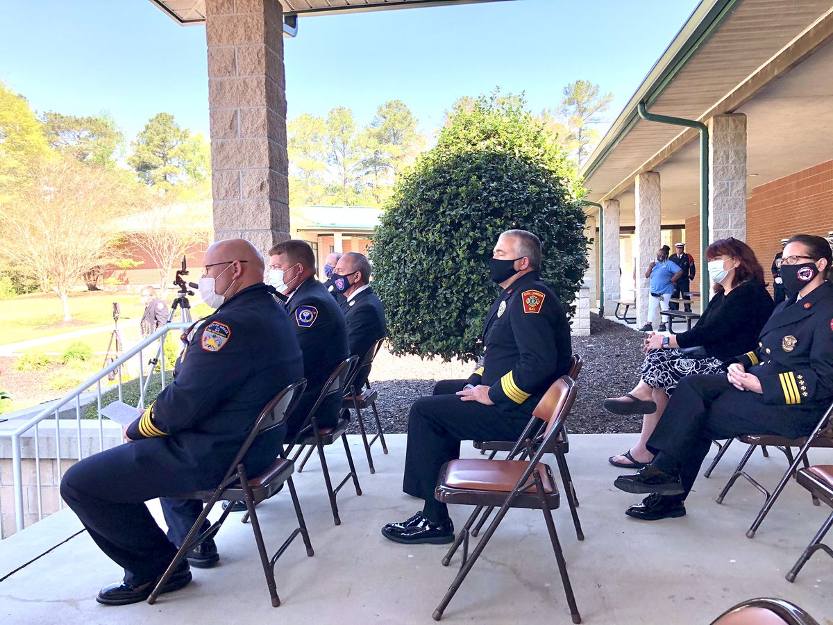scfirefighters's tweet image. #SCSFA Executive Board &amp;amp; staff, along with special guests and the families of the fallen attending today’s SC Fallen Firefighter Memorial Service at @SCStateFire #NeverForget #LODD