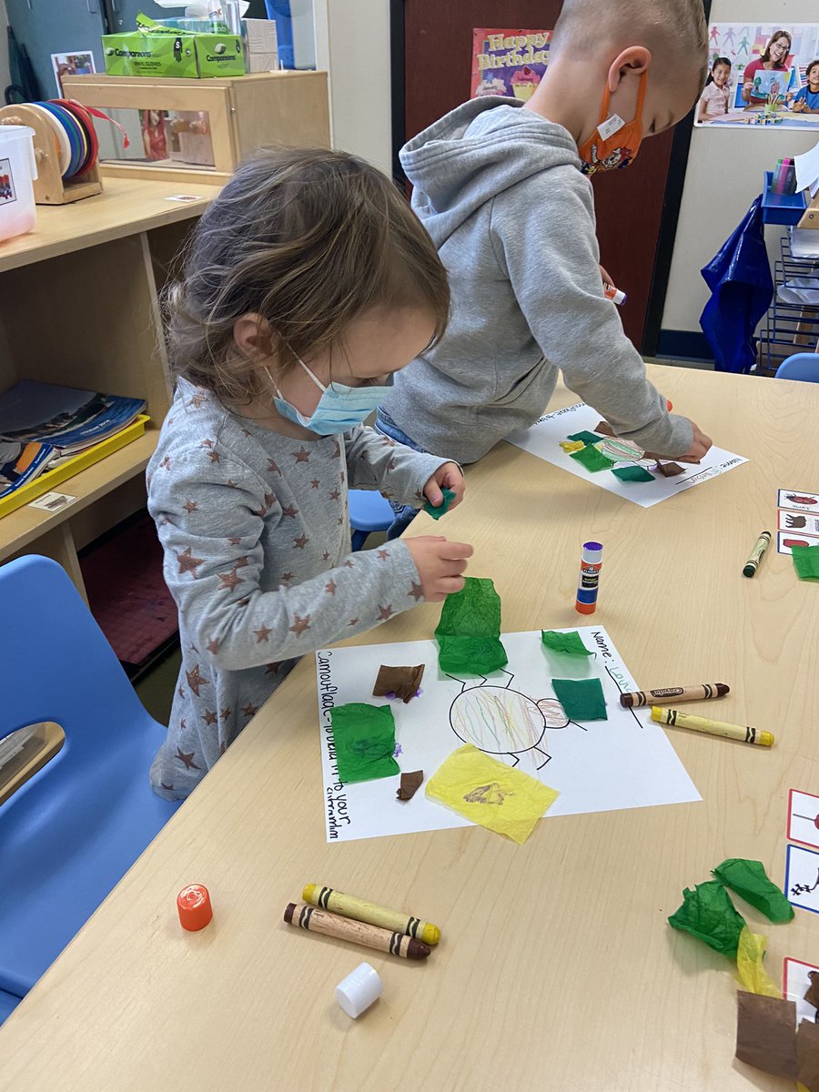 We’ve been talking about why insects camouflage themselves this week! 🐜 🐞