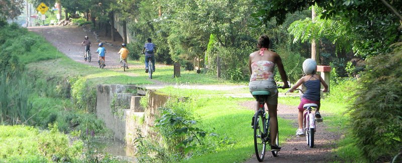 WeConservePA's tweet photo. The #KeystoneFund has supported your strolls, jogs, bike rides, birdwatching, and countless other trail opportunities by helping develop hundreds of trails
across PA. 🚲🥾🐦 https://t.co/B8RuWSJIUg