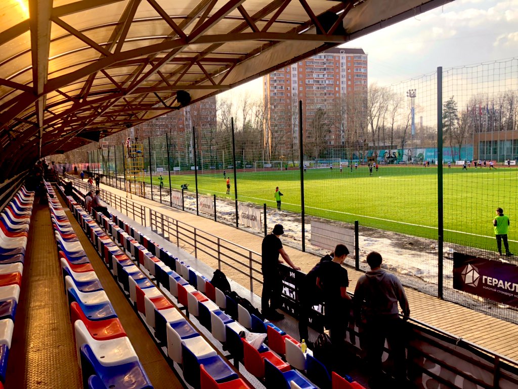 gh_moscow's tweet photo. 🏟Salyut Geraklion, Moscow 
🏆@mosff Division III Group A
⚽️AFK Geraklion 1:6(1:2) @RosichMoskovsky 
😷~70(cap.: 1000)
 🤳@FutbologyApp
🚶🏼‍♂️ #groundhopping https://t.co/nQVXK3wxKC