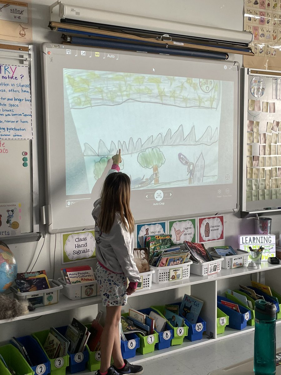 We 💗 poetry! We listened carefully to the poets words to create vivid pictures in our minds. #NationalPoetryMonth #mesnhcs #marinermoments #nhcschat