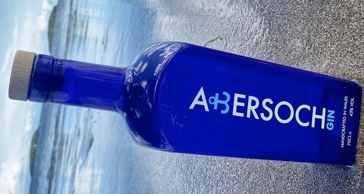 StauntonRook's tweet photo. ABERSOCH GIN officially hits the shelves tomorrow &amp; we couldn't be more excited. We had the pleasure of designing the #branding and #logo for @AbersochGin  🍸 Check out our #blog for more ✔️ https://t.co/aTXbDr7c4h #stauntonrook #abersoch #gin  #client #marketingagency https://t.co/1g0WQxFsL8