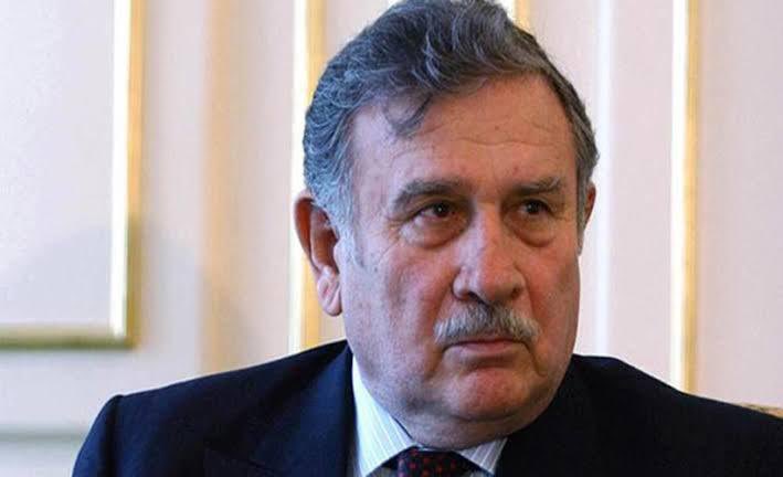 Münir Karaloğlu
