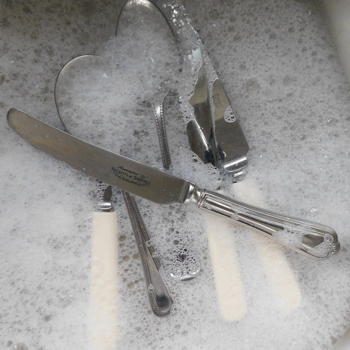 HospitalCutlery's tweet photo. After your #cutlery can be carefully restored by our team, we always advise our customers follow our top tips for keeping it in good condition: https://t.co/EyhlFnpqxz

#care #cutlery #madeinsheffield #silverware #cutleryhospital #repair #refurbish #repairedbyhand #tableware https://t.co/iPWI78qBe5