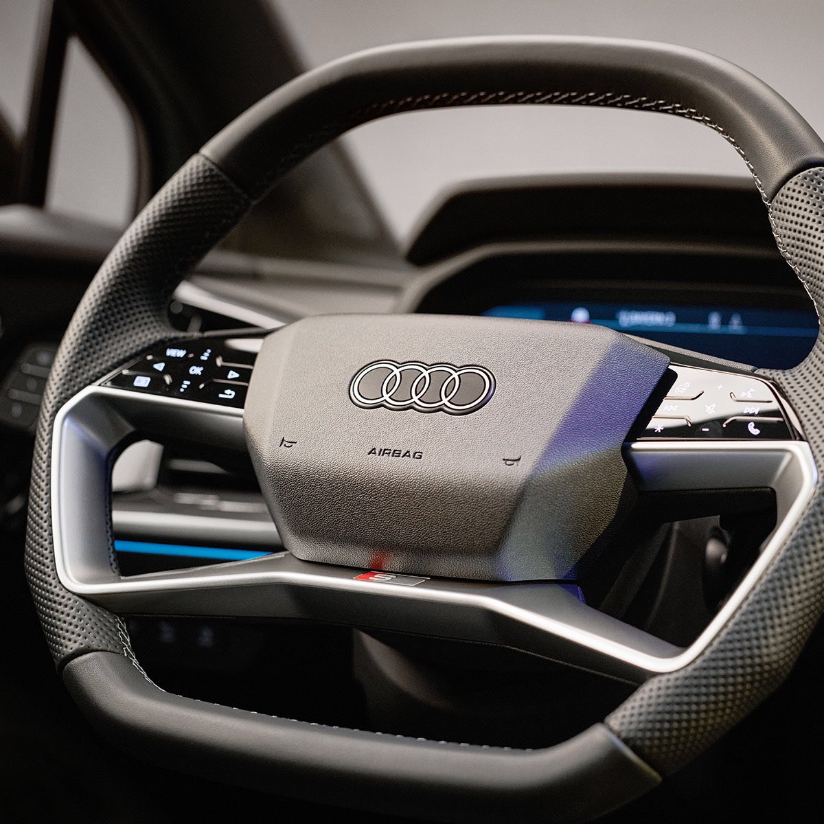 pbarrocas60's tweet photo. Nouvelle icône AUDI 🔋🔌
Demain, c’est déjà aujourd’hui. Plaisir de conduire et respect de l’environnement sont liés, sans aucun compromis

#FutureIsAnAttitude #Audi #Q4etron #emobility #Vorsprung @AudiFrance @AudiCanada https://t.co/zDX3GGFbYY