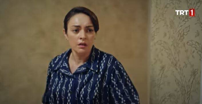 Allahım yardım et bana ben n’apıcam nasıl yetişiricem bu kadar konu bu kadar ders Allahım not içinde her yer NOT İÇİNDE