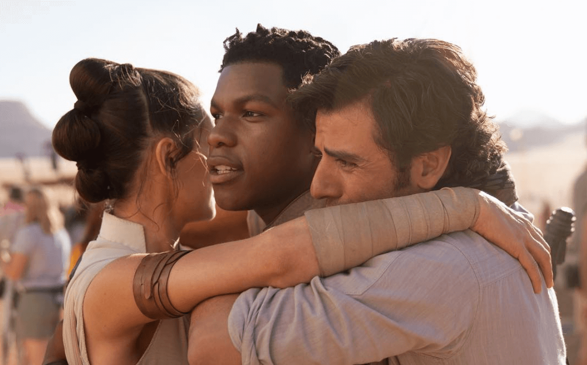 InsideTheMagic's tweet photo. 'Star Wars' Fans Are Losing It Over Rumored Abrams Cut

#JJAbrams #StarWars #AbramsCut #Lucasfilm

https://t.co/OmTXQpJBdb https://t.co/rRQLtGdSDf