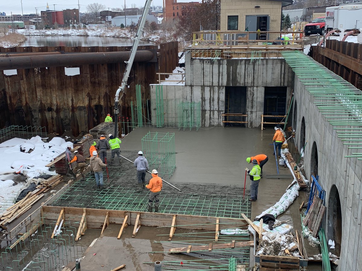 beebranchdbq's tweet photo. Recent work at the Bee Branch Railroad Culverts Project site has been focused on the construction of the outlet structure and underground transition structure. The project is expected to be completed later this year. See more photos at https://t.co/SZhmeryAgs. https://t.co/J74ofVd2Xq