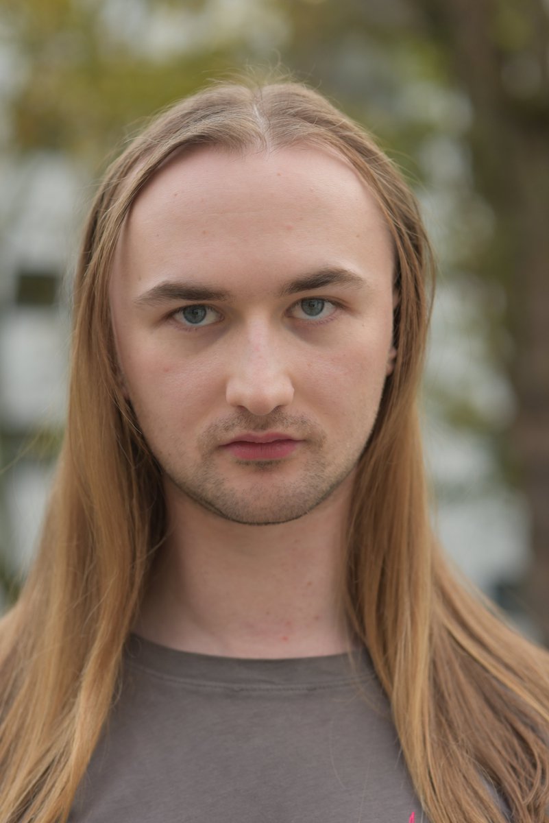 Dee Boss tweet media