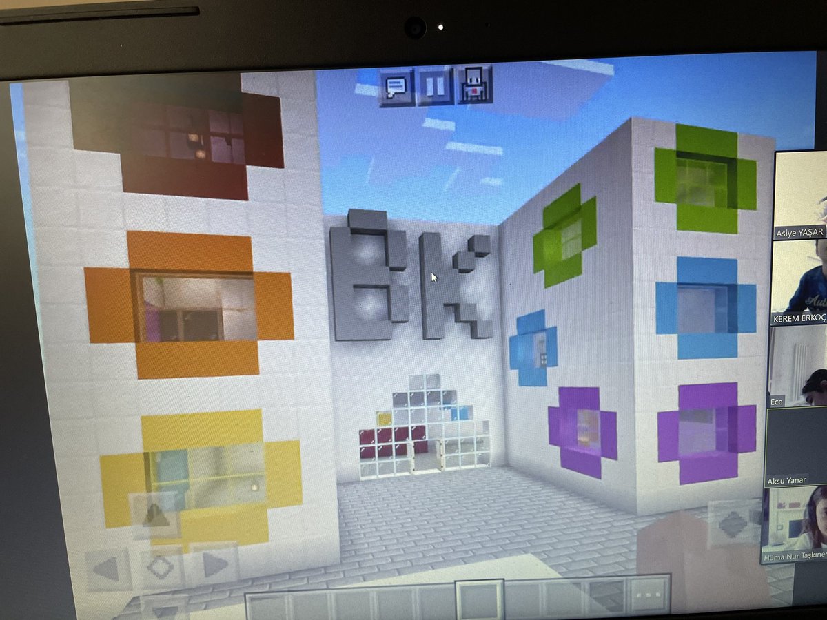 Asiyeyasar8's tweet photo. #ecezeynep #MinecraftEducationEdition ile okulumuzu tasarımladı. ❤️💙 @bahcesehir_k12 @duygubiyikoglu @burgencay @busraaltuntasbk @ummuhancalskan @bk_tekirdag @EdaPekcetin @CisemSev @oznursvnc @bk_tekin @BurcuBagciBK https://t.co/oXfScJLWJT