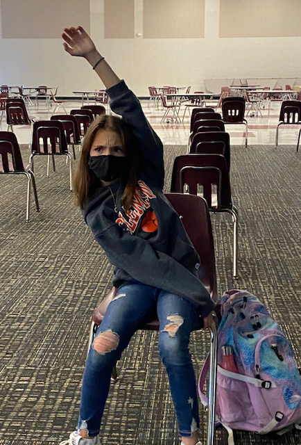 cpmiddle's tweet photo. Yoga for mindfulness @cpmiddle keeps our students sharp. π§ββοΈπ§πΎββοΈπ§πΌββοΈOur guidance counselors do so much for our Ss! #cpmstrong #Mindfulness @BCSDAandI @bcsdschools https://t.co/707nKZo9TD