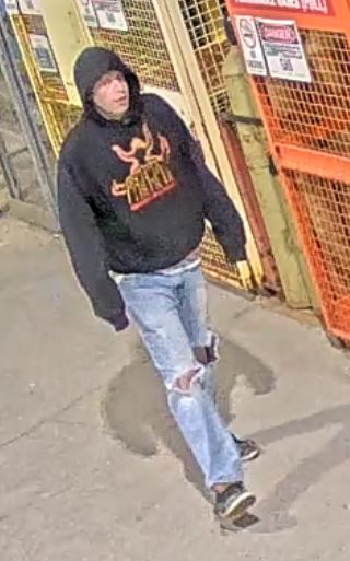 YRP's tweet image. ARSON SUSPECT SOUGHT- Three tractor trailers were set on fire by a male suspect just before midnight on Saturday, April 10 at 17855 Leslie Street in Newmarket. Please contact investigators if you can identify the suspect