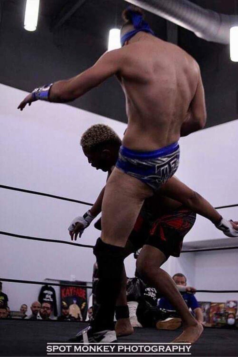 Powerglider_EM's tweet photo. I brought the speed and the strikes to @JDGriffey 🔥👀 it was a tough one but maybe down the line we will meet again #futurematch #letsrunit
Anything is possible 🔥
#vroomvroom #MTZSpeed #TeamEddie #WrestlingCommunity #prowrestling #wrestling #WrestlingTwitter https://t.co/FqthUcyHYV