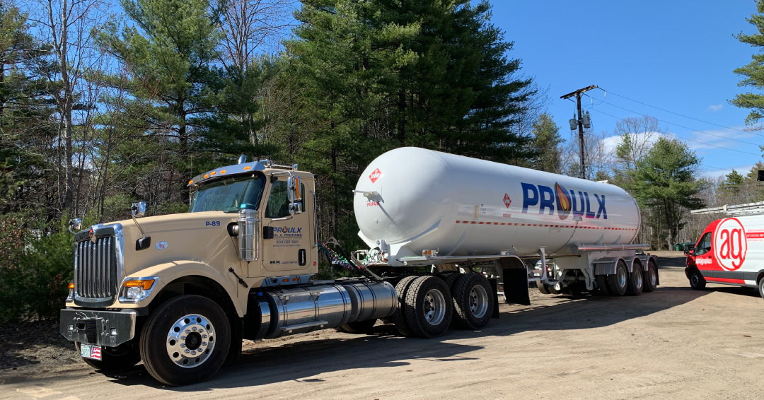 AGPorts's tweet photo. We are super gassed up about this big tanker logo wrap for Proulx Oil &amp; Propane, Andrew and Slaid crushed it 💪 https://t.co/CUEka4onDy