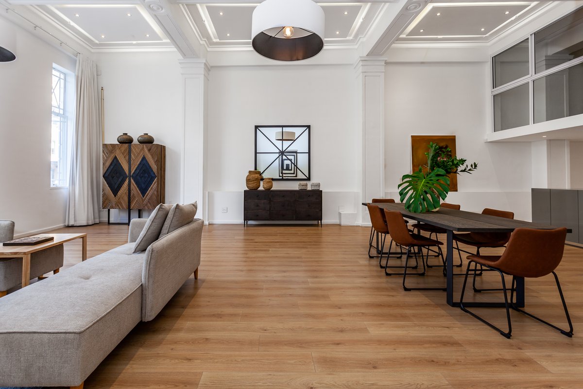 Filmspace_SA's tweet photo. Jet lag anyone? Nope. Didn’t think so! 🛩🥱 Book this NY-style Filmspace today and take a bite out of the Big Apple without leaving the Mother City. 🍎🥁

Slick and stylish with a ready-to-shoot setup… what more could you want? 
https://t.co/0LYd5uPUkY https://t.co/nxaXDEOGfz