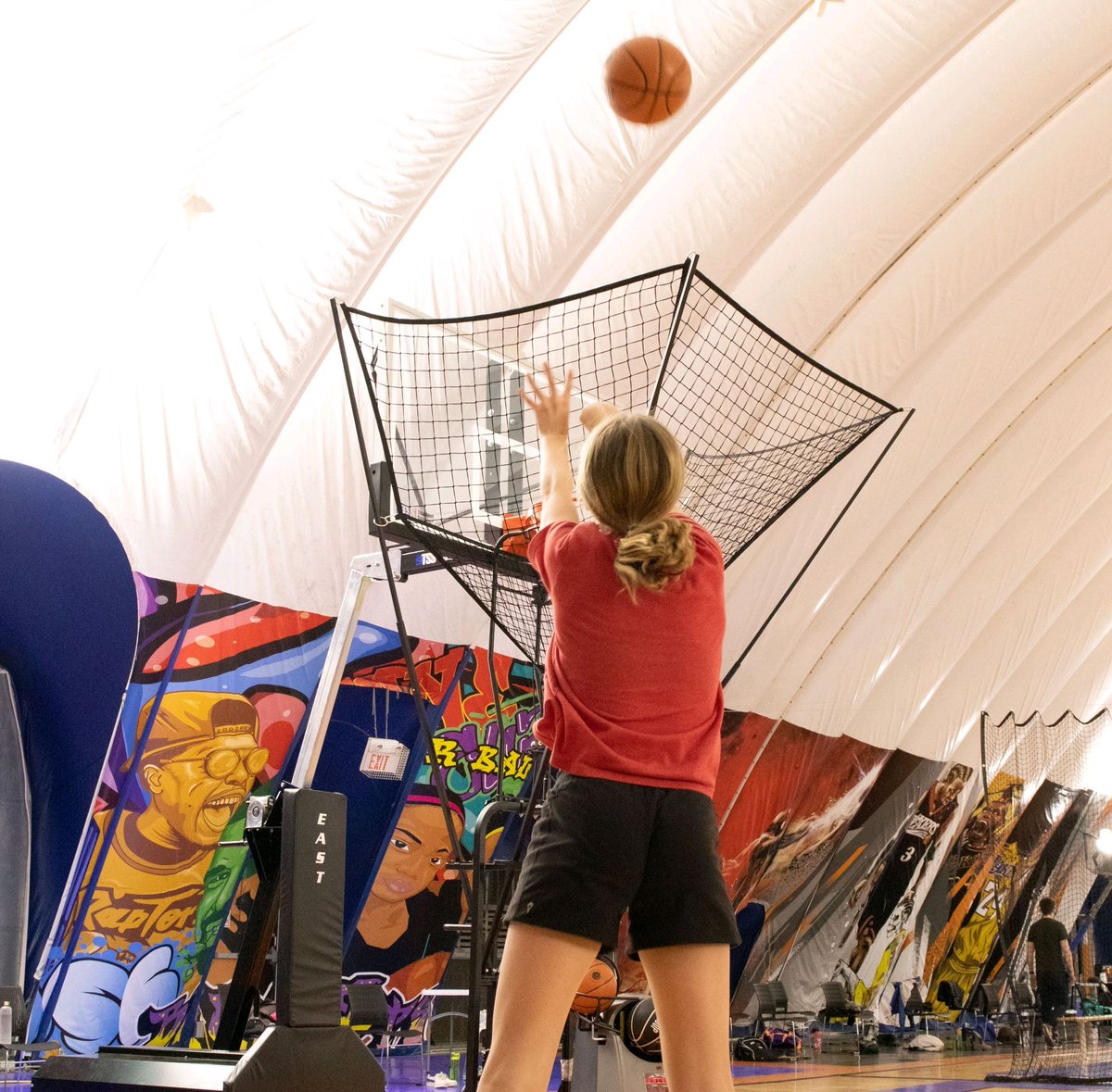 time2hoopbball's tweet photo. Our young athletes are making sure they put in good use of the shooting machine so they are ready to hit shots next time they can get on the court.
#time2hoop
https://t.co/Jl6x5AT9YT
📸 Cody Cameron Videography https://t.co/avt7K7e0HO