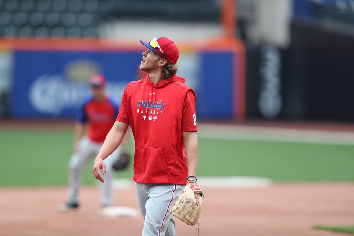 Phillies's tweet photo. Retweet this and hope there's a silly tweet above it. https://t.co/L4ZA6nfHNM