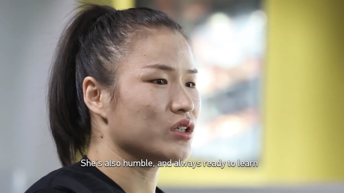 GlobeSvcs's tweet image. Zhang Weili when asked for her opinion of Rose Namajunas. 

youtu.be/259ZuKwniNI