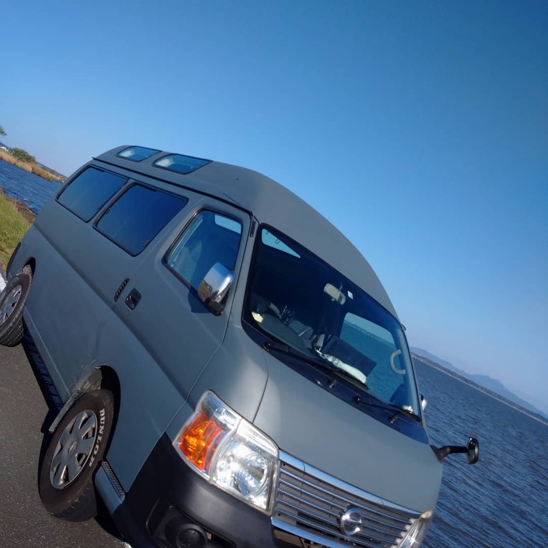 b_b_kimusho's tweet photo. 意外と朝から東風の強い霞ヶ浦。。。
こんな護送車みたいな車見かけたら
声かけてみてくださいね~
ステッカー常備してますので
良かったらプレゼントします~!
#キムショー #osp #BBMAX #霞ヶ浦
#朝から風強め #ドラシャ縛り
#キャラバン #ゼロから始めるキャンピングカー作り https://t.co/LsbD4pOZur